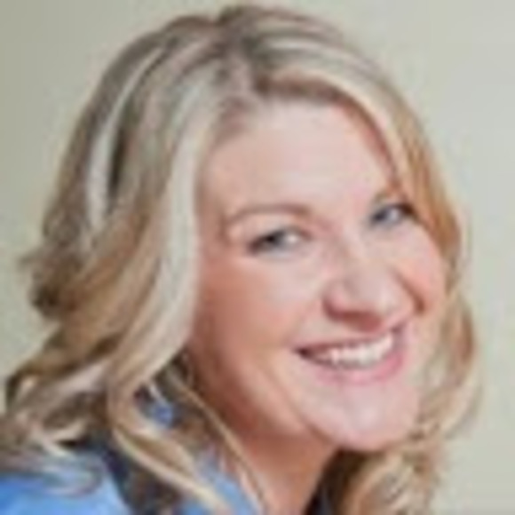 Meet your Posher, Jennifer - Picture 1 of 1